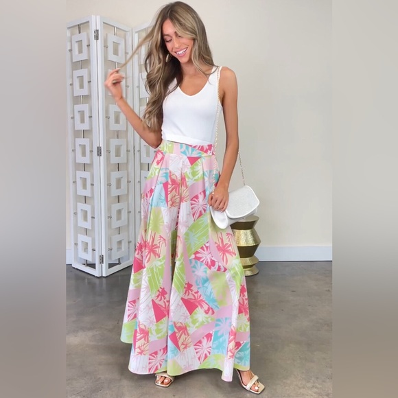 Red Dress Boutique Wide Leg Pants Tropical Print Pastel Colors sz L New NWT - Picture 7 of 14